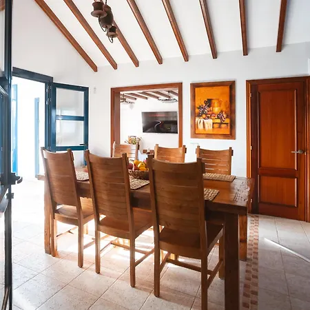 Βίλα Casa Melian *